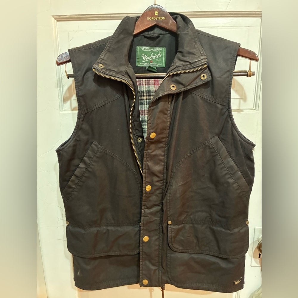 Woolrich Men's Black and Red Plaid vest